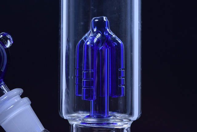 Kvalitní uhlíky a vodní dýmka